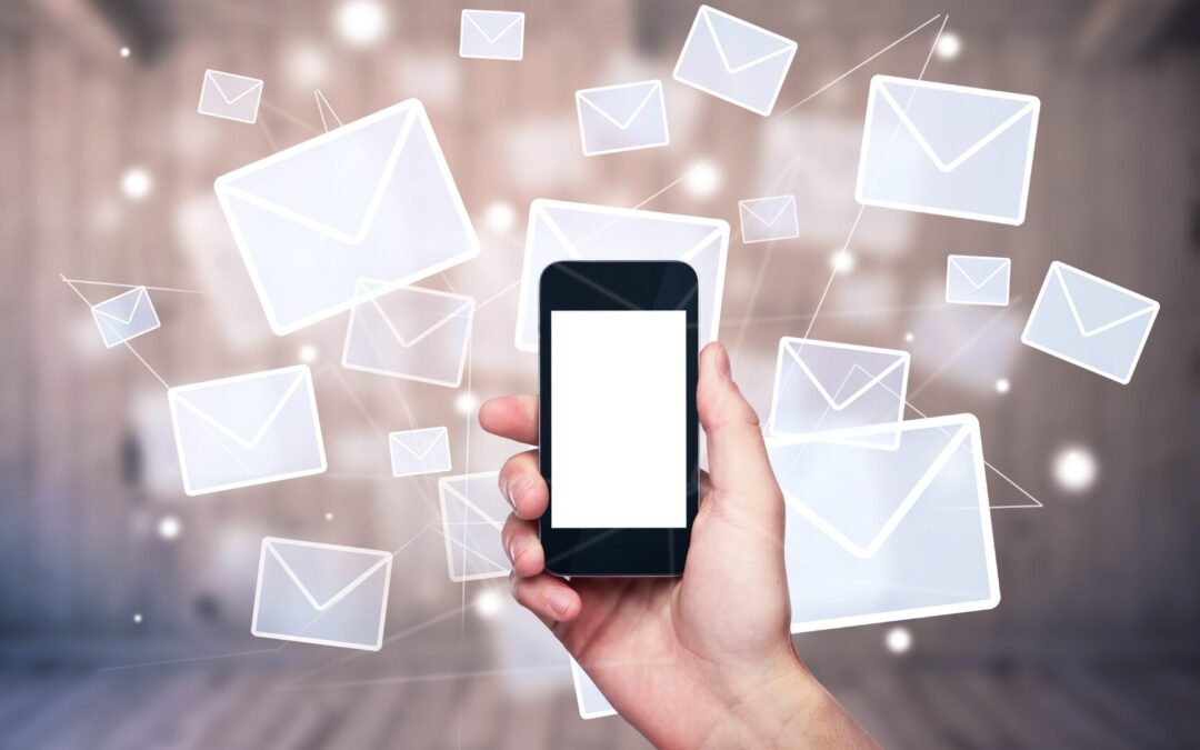 Spedire dal cellulare: come funziona e come spedire un pacco dal telefono